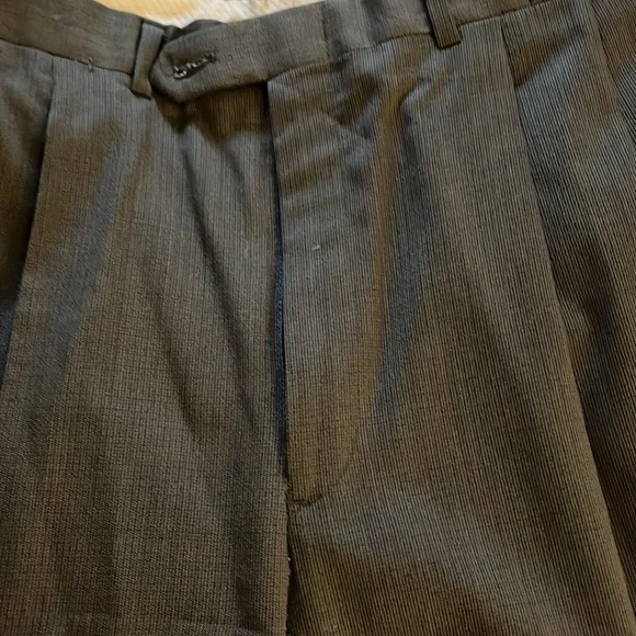 Men’s Bill Robinson 2 piece double breasted suit. With pleated trousers. 42XL